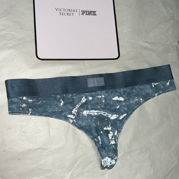 (L) UNISEX Victoria’s Secret Velvet Thong Underwear - Picture 6 of 12